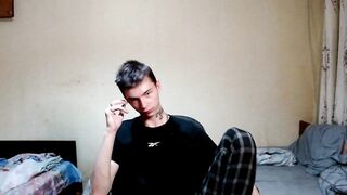 scorpion_250 - Video gay-hairy femboy gaymer highheels