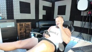 finch93 - Video cuckold gay-foursome balls cum-tribute