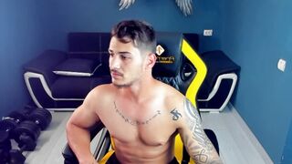 masterchris12 - Video gay-cock-sucking gayporn boy-cumming suck