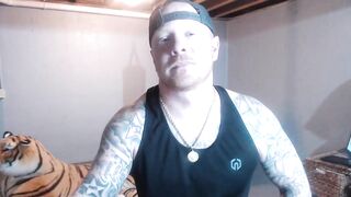 tattooedgingerbros - Video sexy-sluts gay-chub gay-brown-hair ball-play