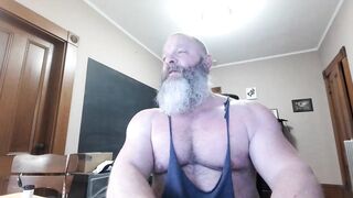 nhmuscledaddy - Video male-deep-throat big sucking-dicks gay-dildo