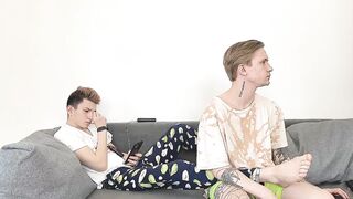 max_gen - Video gay-3some monster-cock gaymer gayhot