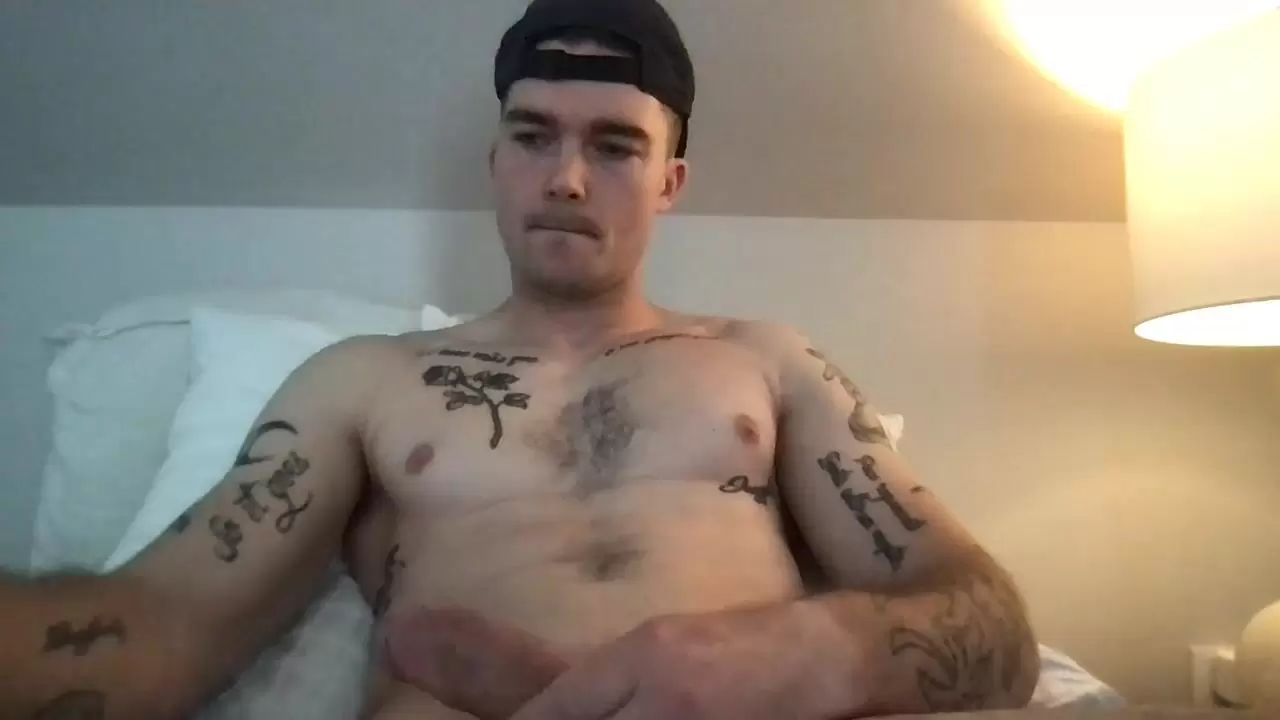 biglode69 - Video gotgayboss outside gay-tattoo branquinha