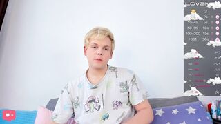 hard_pony - Video gay-bus model gay-chubby sucking-dicks