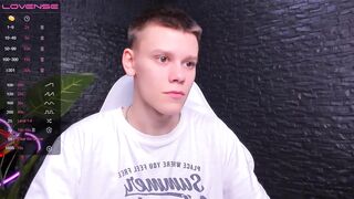 justin__twink - Video butt-plug negao follow gay-teen