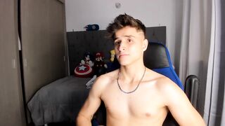 thomklein - Video flagra strapon daddy privates