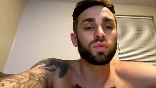 brokedaddyg - Video interracial Suave influencer boy-gang-bang gay-oralsex