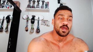 henryhadesflirt - Video gay-bishop-angus bodybuilder funtime gay-en-tanga