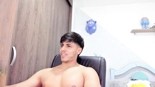 ashton_coleman_ - Video saggy- suce-grosse-bite splits Dashing influencer