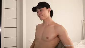 Videos Tagged with chan_pak