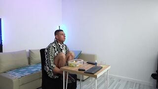 khokhol1999 - Video model christmas swingers gay-mature