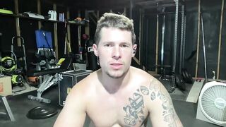 browneyedmuscleboy32 - Video amateur-video les gay-blow-jobs sloppy