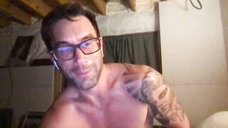 jackhuntingto20 - Video gay-extreme heels handsfreecum latino