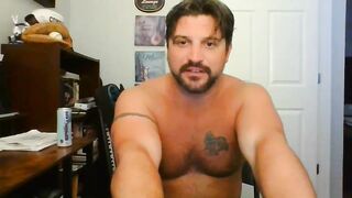 cowboy190087 - [Chaturbate] - Tags: charming charismatic commentator toned thighs captivating