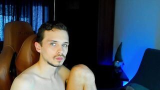 daimon_hall - [Chaturbate] - Tags: robust impressive abs handsome smile kinky