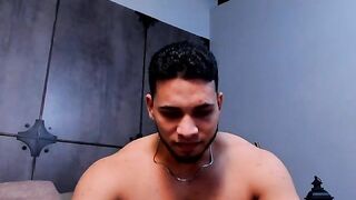 HarryZandes - [Stripchat] foot-fetish striptease cock-rating recordable-publics