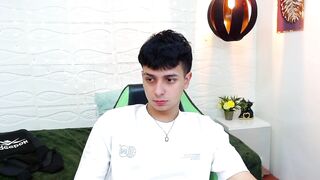 FilipDaviexx - [Stripchat] striptease spanking uncut erotic-dance