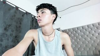 alex_sweet_69 - [Chaturbate] - Tags: newzealand confident influencer muscular thighs elegant