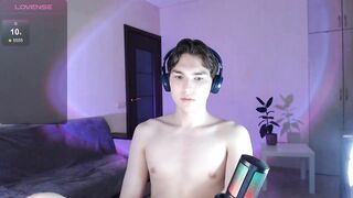 anti_luv - [Chaturbate] - Tags: muscular fervent arousal broad physique handsome streamer