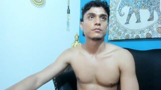 PervertRichi - [Stripchat] flexing pov muscular colombian