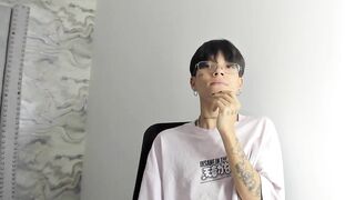 submissive_boyy_ - [Chaturbate] - Tags: powerful glutes confident live-streamer dashing captivating vlogger