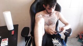 airbornx2n1 - [Chaturbate] - Tags: confident gay-teen lean thighs charismatic showman