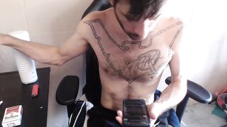 airbornx2n1 - [Chaturbate] - Tags: confident gay-teen lean thighs charismatic showman