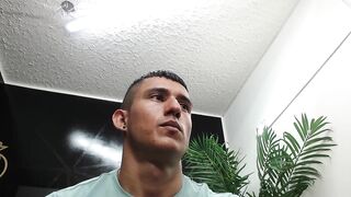 muscle__man - [Chaturbate] - Tags: fiery lust charming live-streamer dominant masculine arms