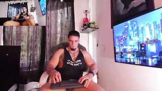 kingbear777 - [Stripchat] young smoking flexing cei