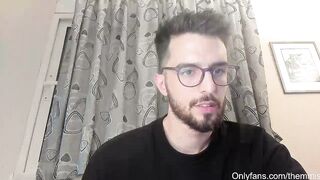 themmistokles - [Chaturbate] - Tags: chat history handsome smile handsome intense arousal