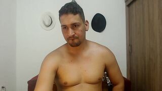 Marcus_Leite - [Stripchat] oil-show hairy-armpits shower flexing