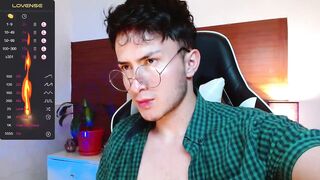 santyago_taylor - [Stripchat] masturbation fingering brunettes interactive-toys